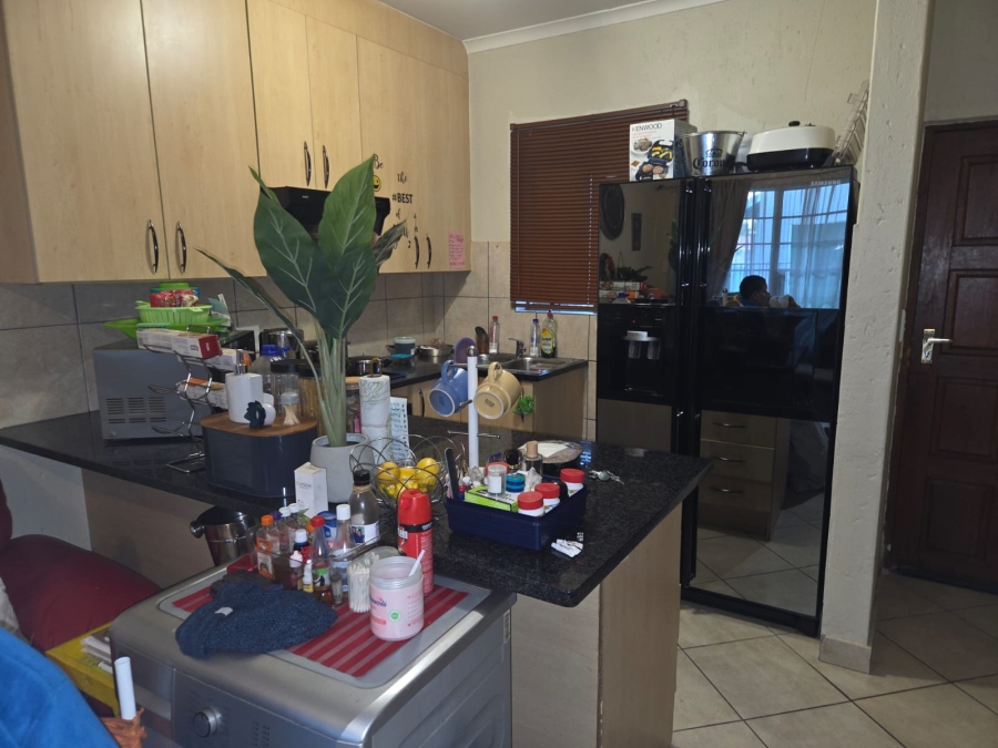 2 Bedroom Property for Sale in Waterval East North West